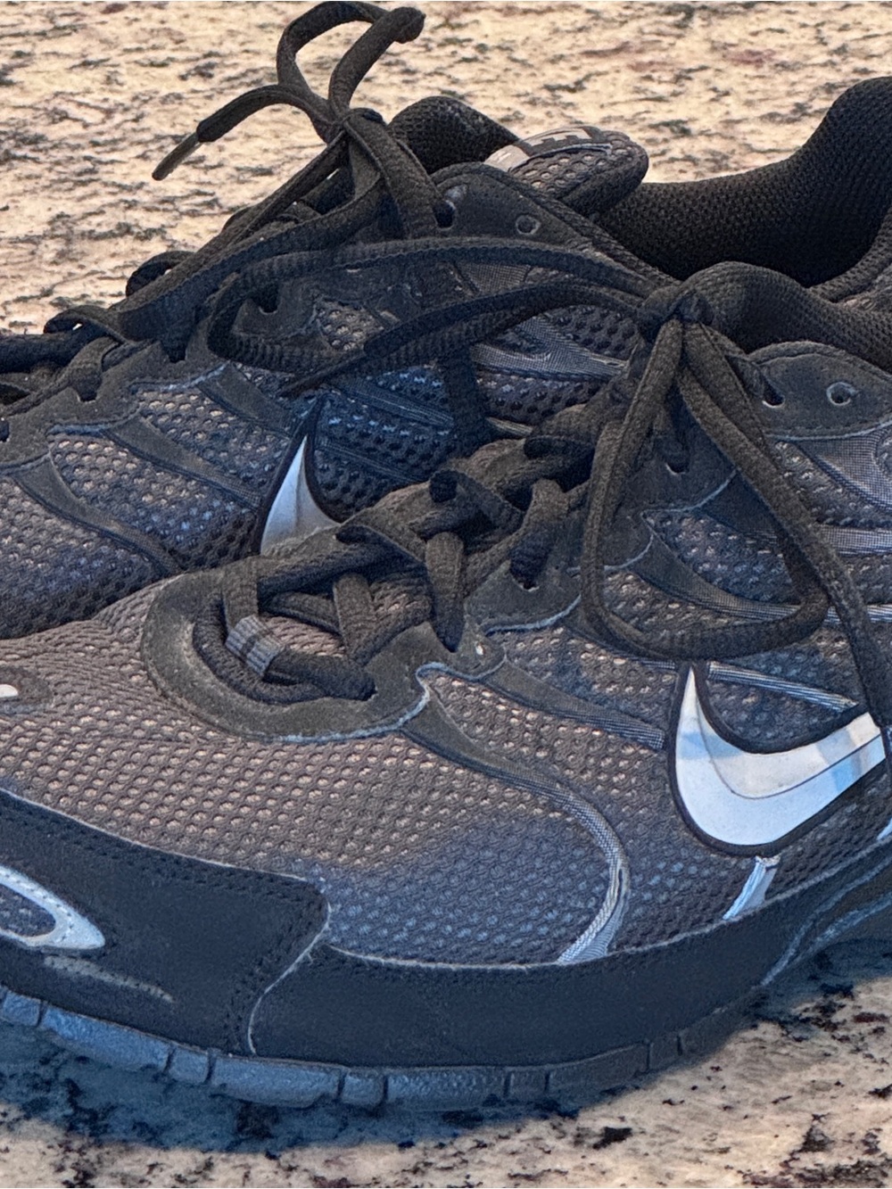 Nike Men's Black Athletic Running Sneakers Torch 4